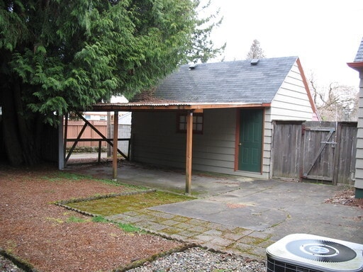 Building Photo - NE Portland Alberta Arts 3-bedroom Bungalow