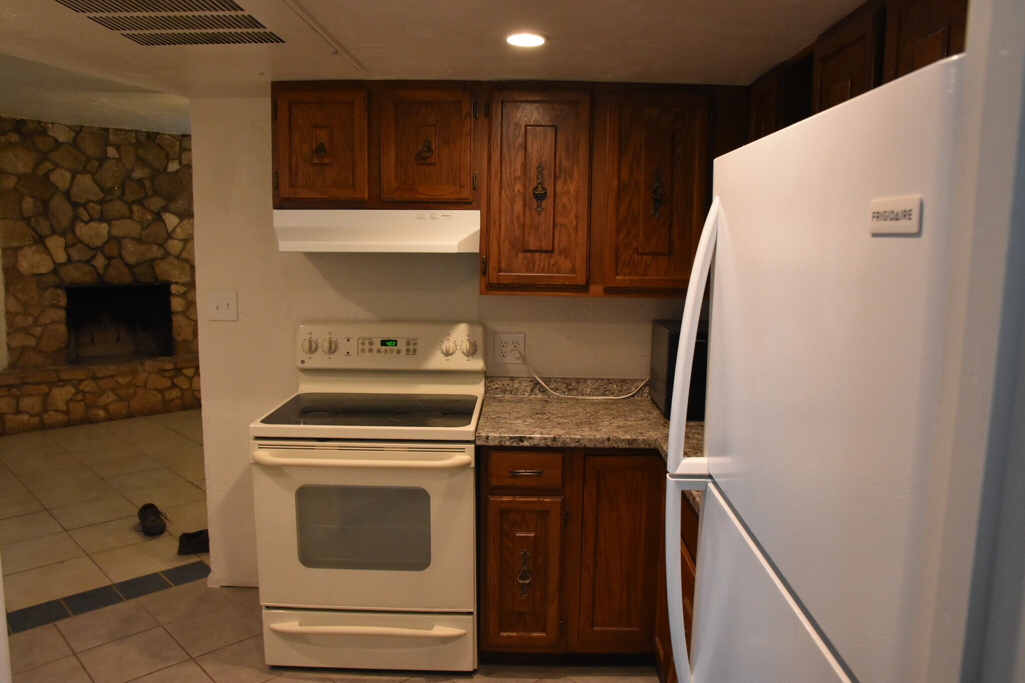 Building Photo - 1514 W Palmer Dr.