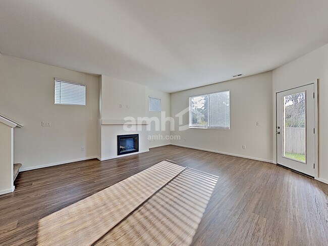 Building Photo - 20510 5th Ave Ct E