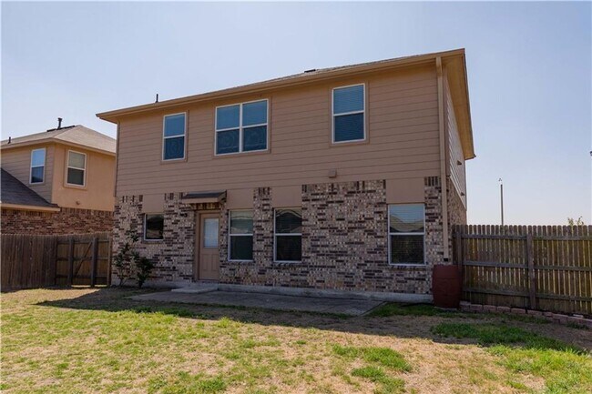 Building Photo - Spacious 4/BR, 2.5/BA Home in Cedar Park –...