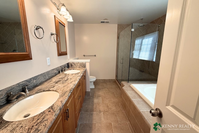 Building Photo - Spacious 3-Bedroom Home in Desirable Neighborhood in South San Francisco