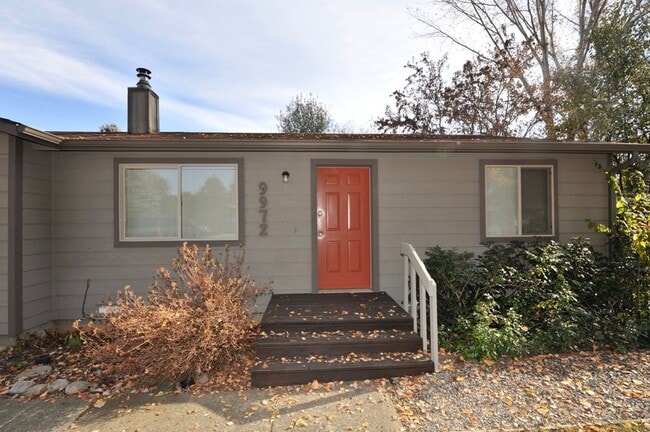 Building Photo - 2 bed 2 bath Hayden rancher duplex
