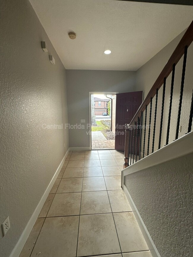 Building Photo - 1213 La Fortuna Blvd