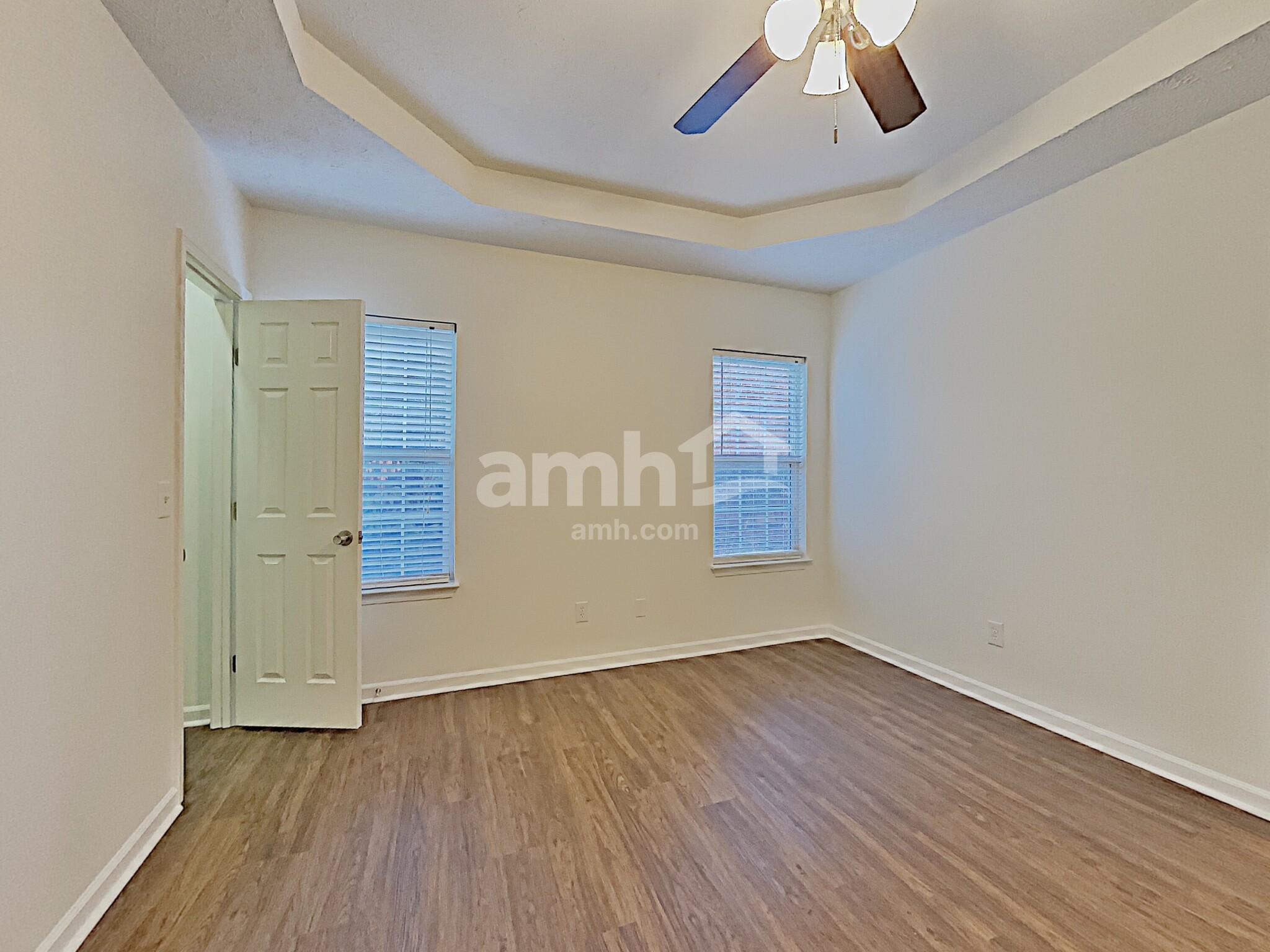 Building Photo - 6852 Scarlet Ridge Dr