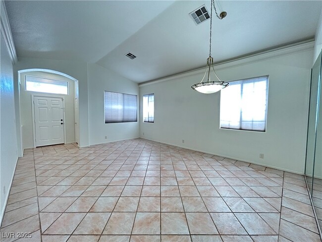 Building Photo - 9757 Derbyhill Cir