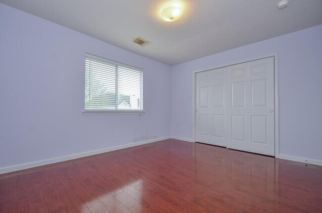 Building Photo - 2135 Brinton Oaks Ct