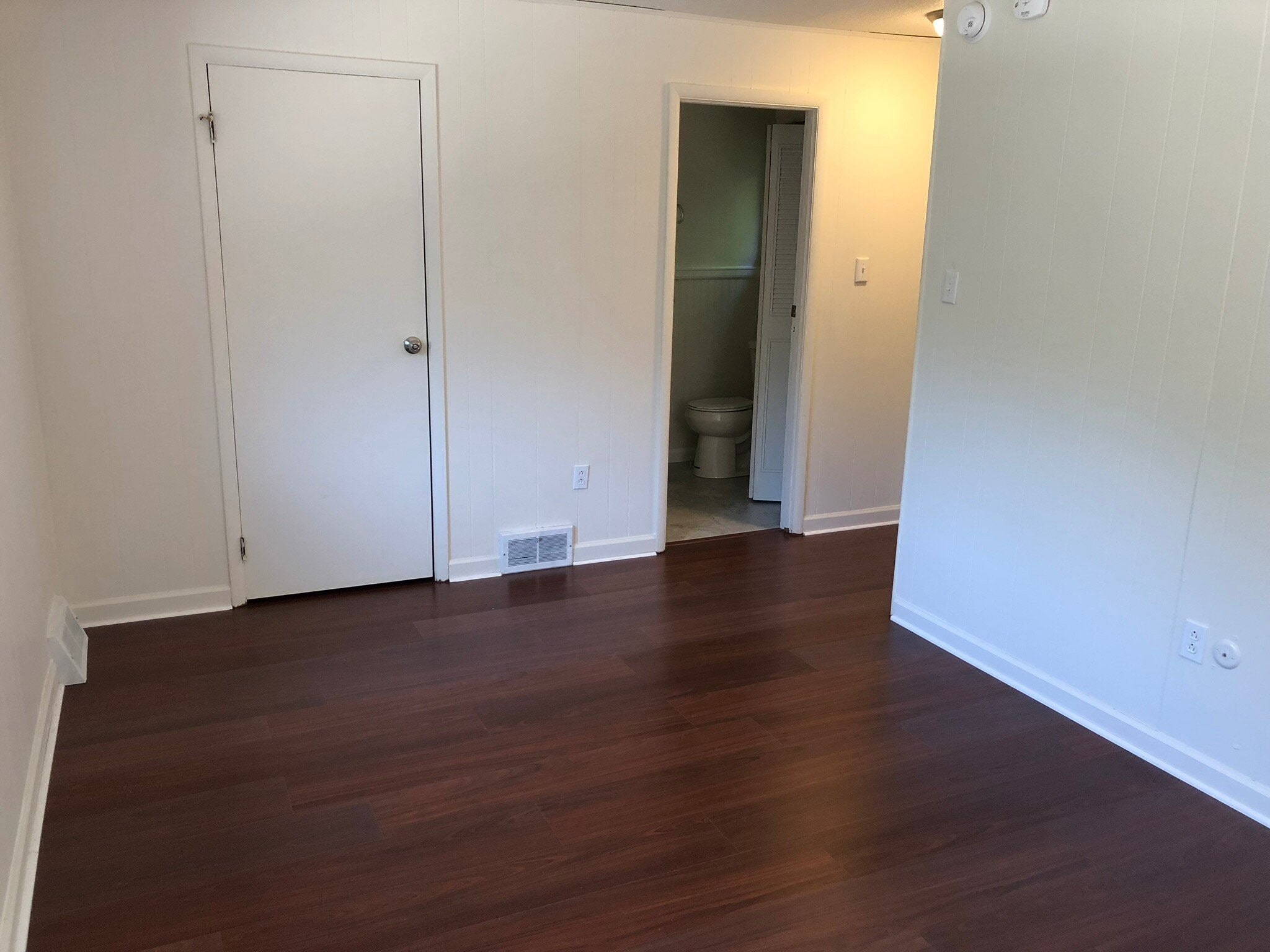 Building Photo - 90 Vilsack St