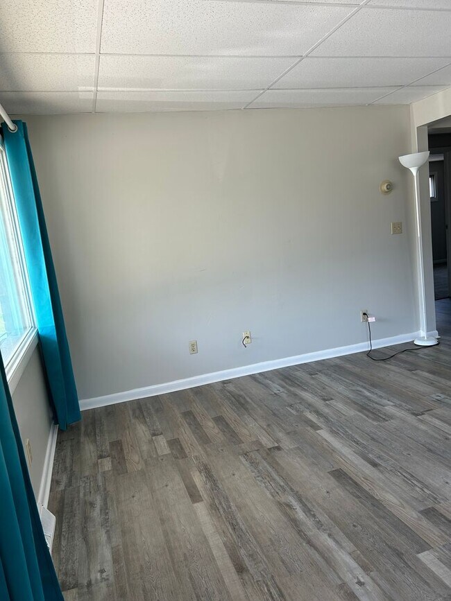 Building Photo - 153 W Seneca St