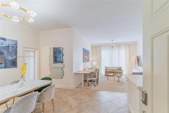 Building Photo - 802 W Windward Way