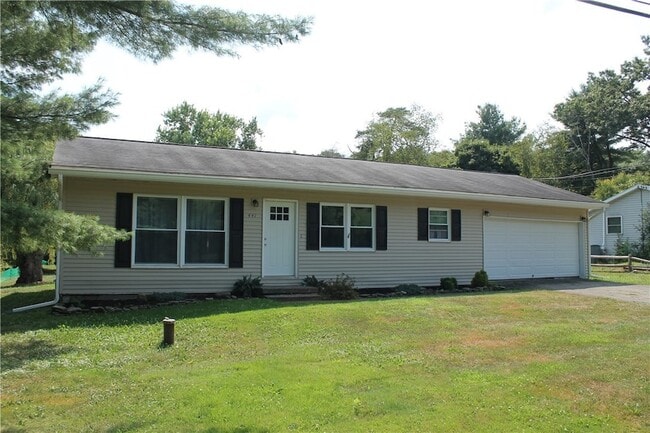 Primary Photo - 441 Chambers Rd
