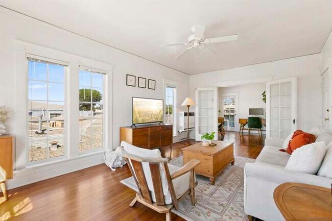 Building Photo - 1903 30th St