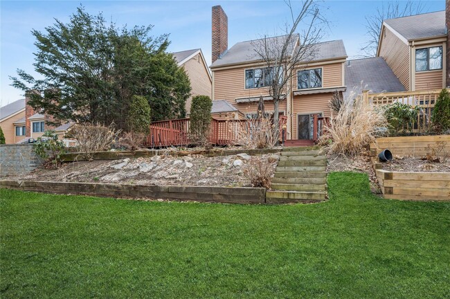 Building Photo - 99 Brush Hollow Close