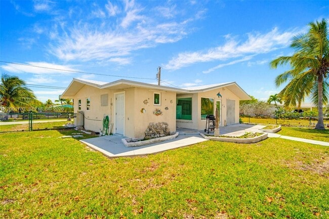 Building Photo - 30361 Hardin Rd
