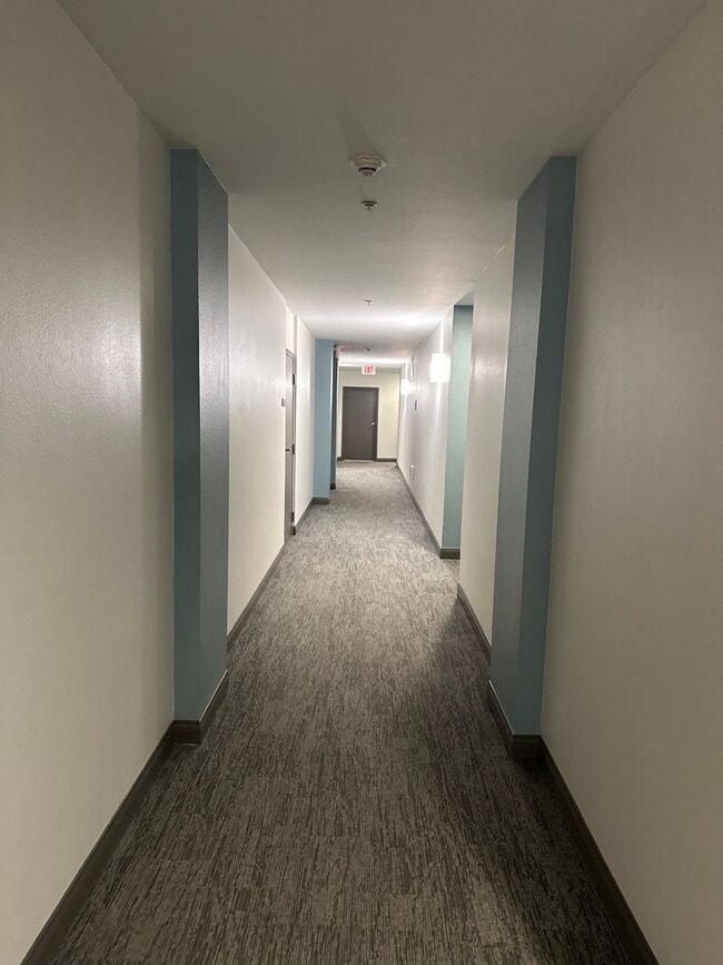 Primary Photo - Modern Downtown Long Beach Condo with Ocea...
