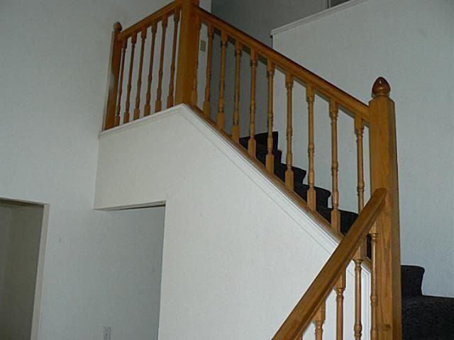 Building Photo - 1317 E Miller Dr