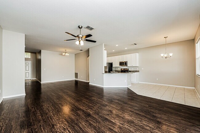 Building Photo - 408 Thicket Crest Rd