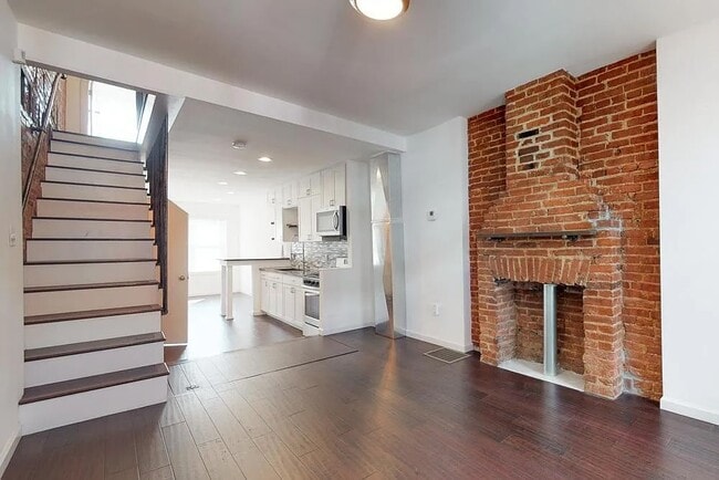 Building Photo - 1711 Latrobe St