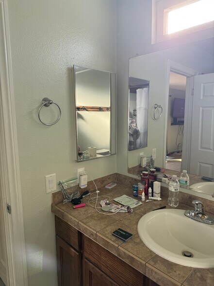 Building Photo - 17805 Bascom St