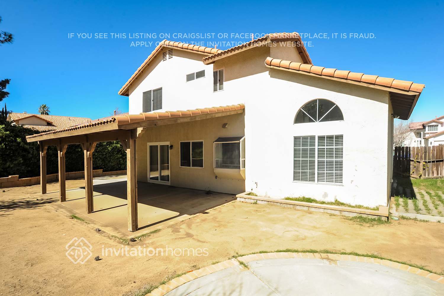 Building Photo - 3120 Crowne Dr