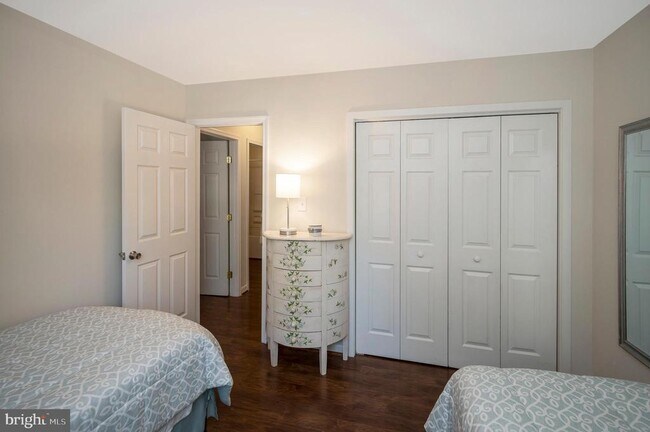 Building Photo - 206 Pleasants Dr
