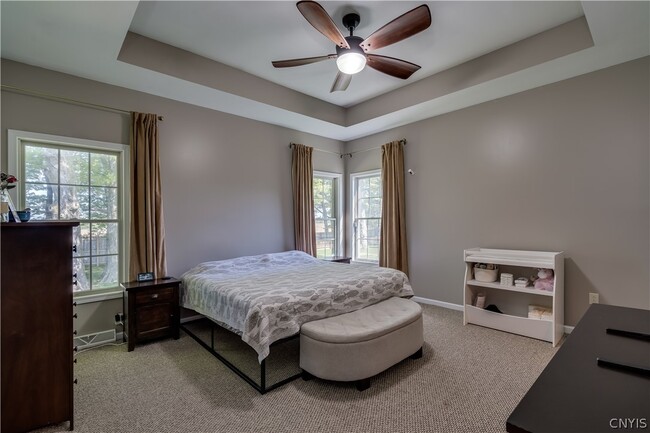 Building Photo - 117 MillCreek Ln