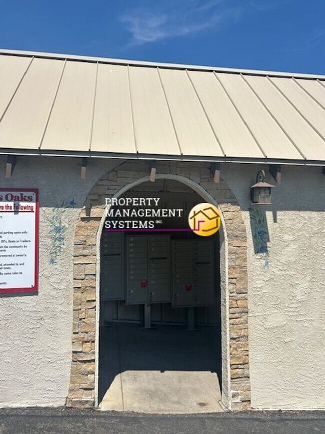 Building Photo - 3 Bedroom Condo Near Park City