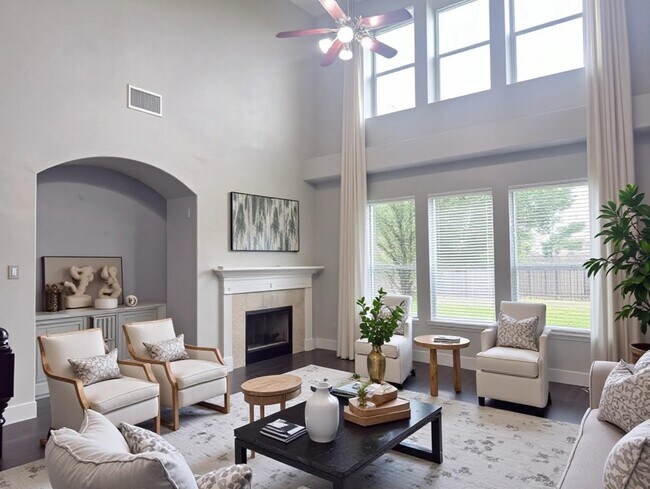 Building Photo - 18006 Barton Ridge Ln