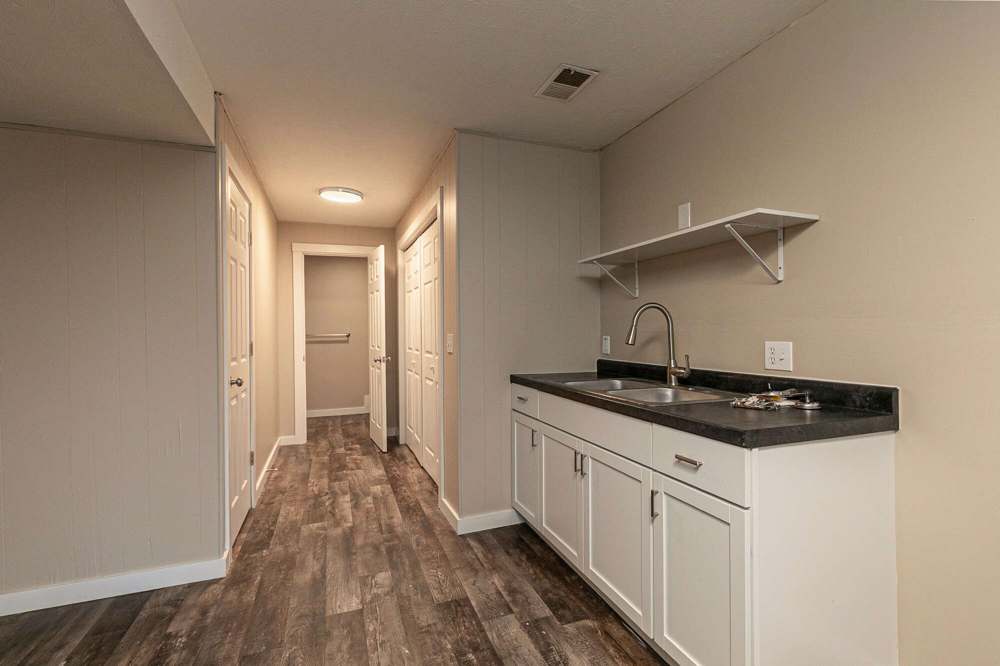 Building Photo - 137 Wallen Blf