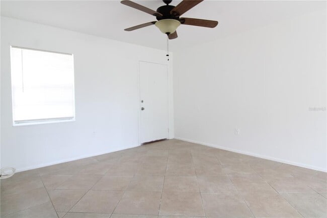 Building Photo - 1926 Honour Rd