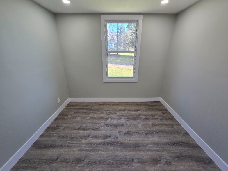 Building Photo - 15581 NY-28