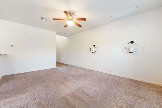 Building Photo - 1620 Bryant Dr