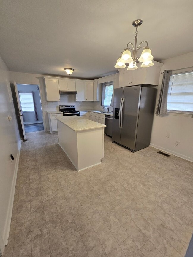 Building Photo - 3120 Phillies Cir