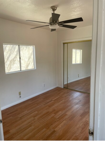 Building Photo - 8724 Ruthelen St