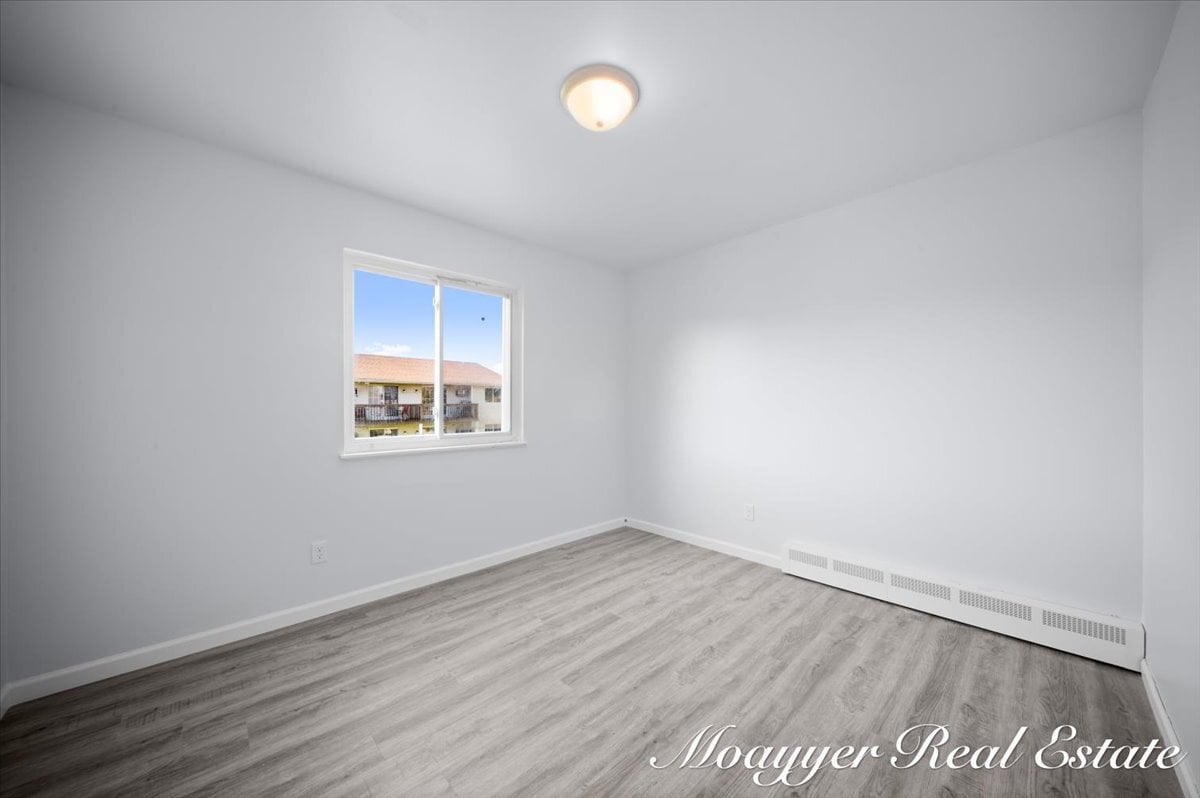 Building Photo - 1041 Abbey Ct