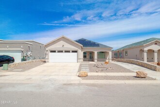 Building Photo - 14805 Jack White Ave