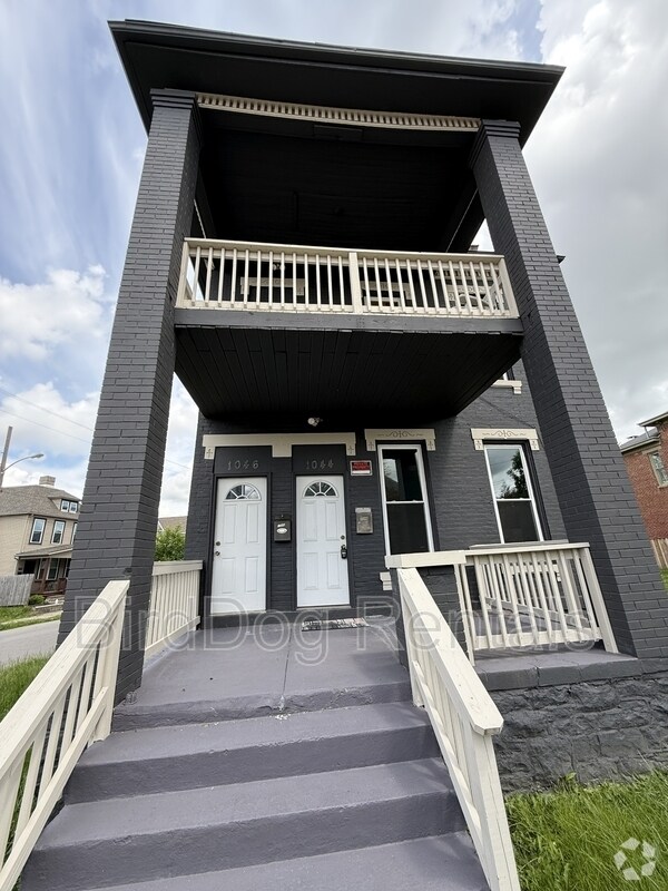 Building Photo - 1044-1046-1046 E Long St