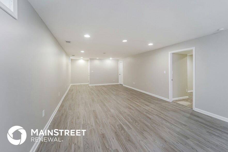 Building Photo - 9305 Pinto Ct