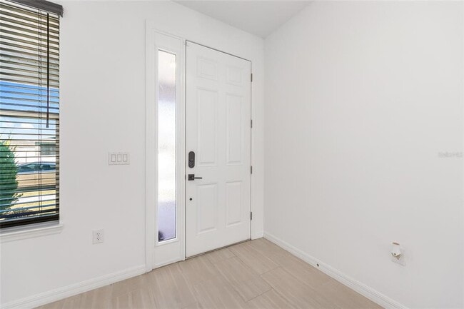 Building Photo - 6366 SW 77th Ave