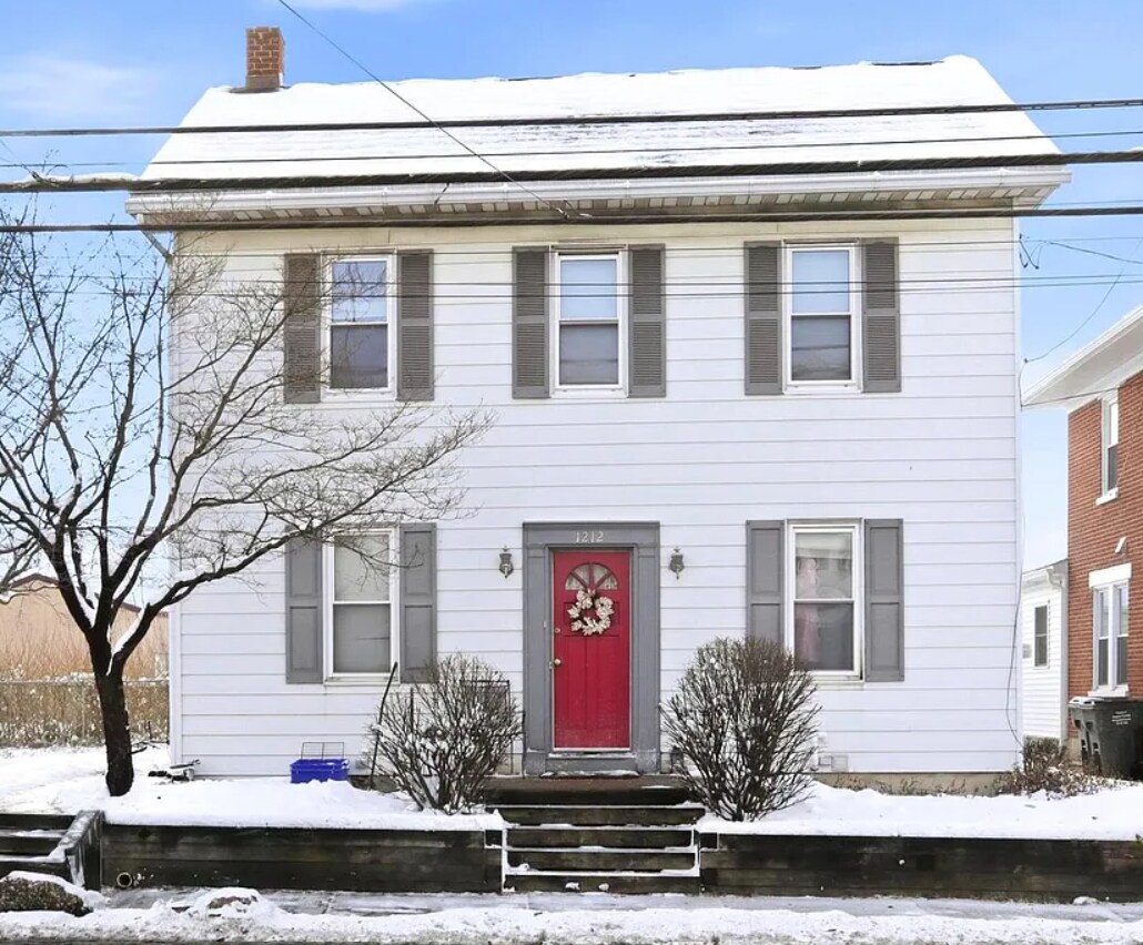 Building Photo - 1212 E Philadelphia Ave