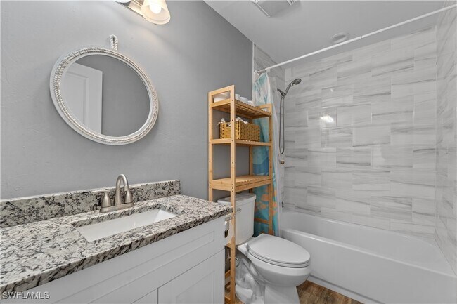Building Photo - 27433 Las Lomas Dr