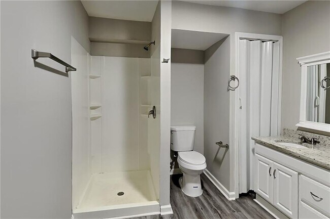 Building Photo - 603 Brolley Ct