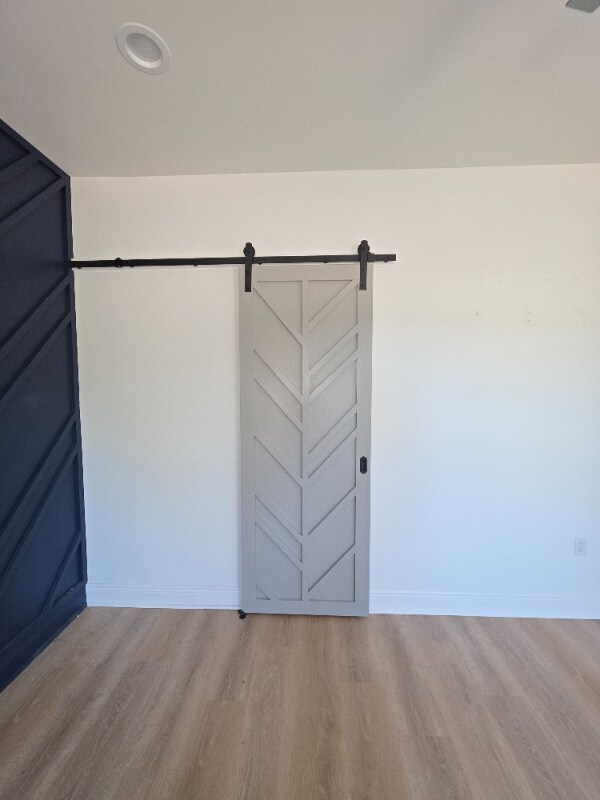 Building Photo - 2431 Franklin Ave