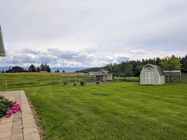 Building Photo - 179 Shelter Valley Dr