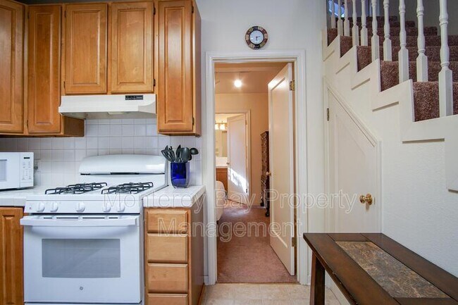 Building Photo - 138 17th St