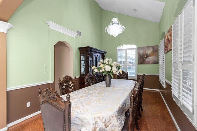 Building Photo - 12002 Newport Shore Dr