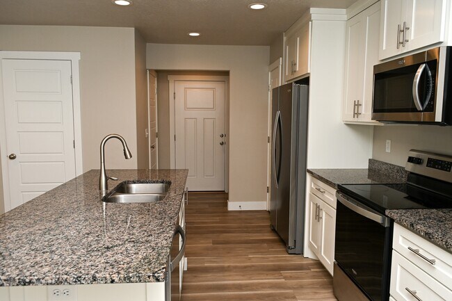 Building Photo - 2782 W 4140 S