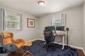 Building Photo - 3235 Woodview Dr SE