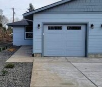 Building Photo - BRAND NEW 2 Bed Duplex!