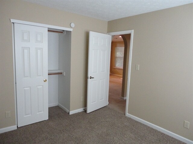 Building Photo - 7440 Chipwood Dr