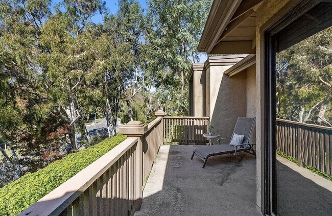 Building Photo - EXPERIENCE THE SOLITUDE OF TURTLE ROCK VILLAGE —3 Bedroom/2 Bath Condo